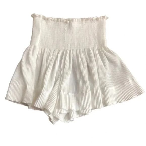 Queen of Sparkles ivory pleated high-waist shorts Small - Picture 1 of 8